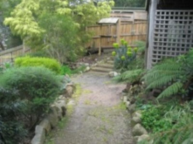 90 Ellerina Road, Mount Martha VIC 3934