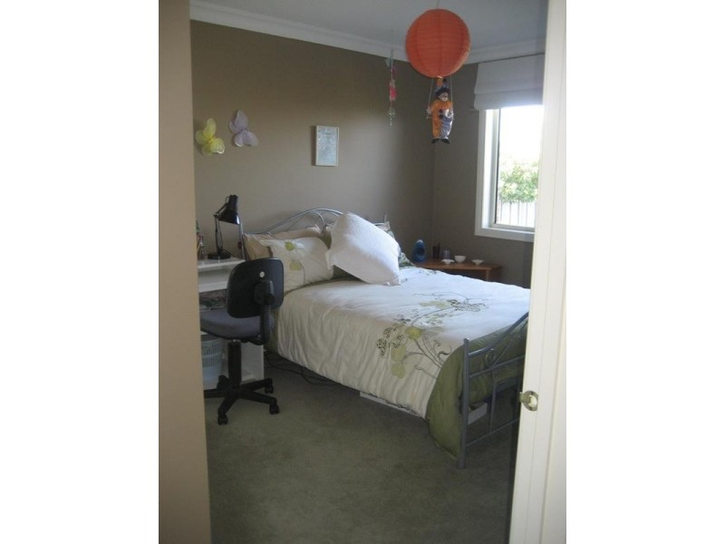 18 Eskdale Court, Mornington VIC 3931