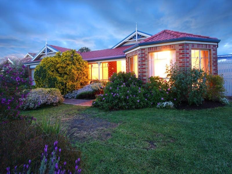 17 Dusky Drive, Safety Beach VIC 3936