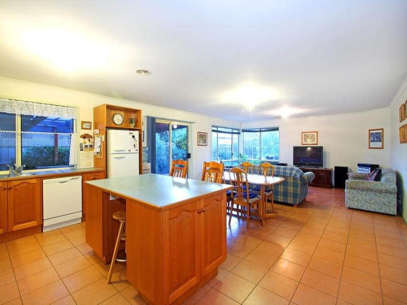 17 Dusky Drive, Safety Beach VIC 3936