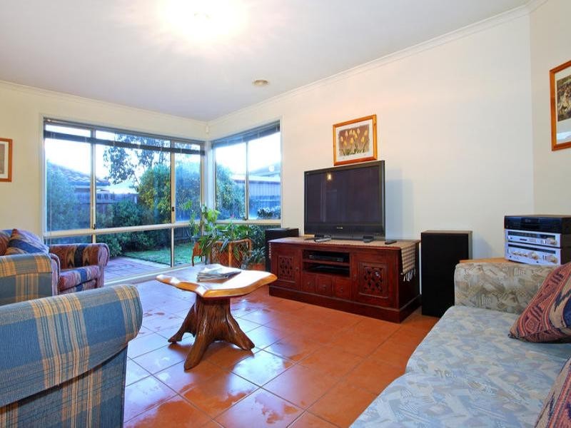 17 Dusky Drive, Safety Beach VIC 3936