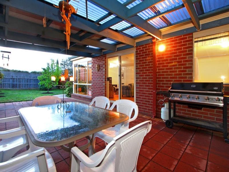 17 Dusky Drive, Safety Beach VIC 3936