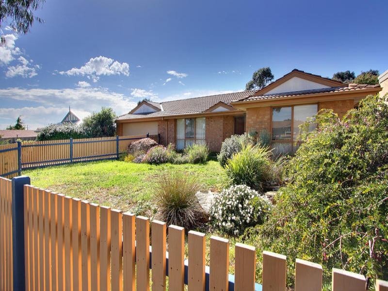 9 St Catherines Court, Mornington VIC 3931