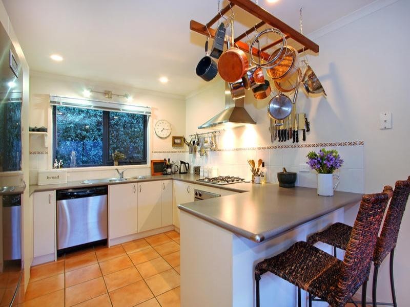 25 Eric Crescent, Mornington VIC 3931