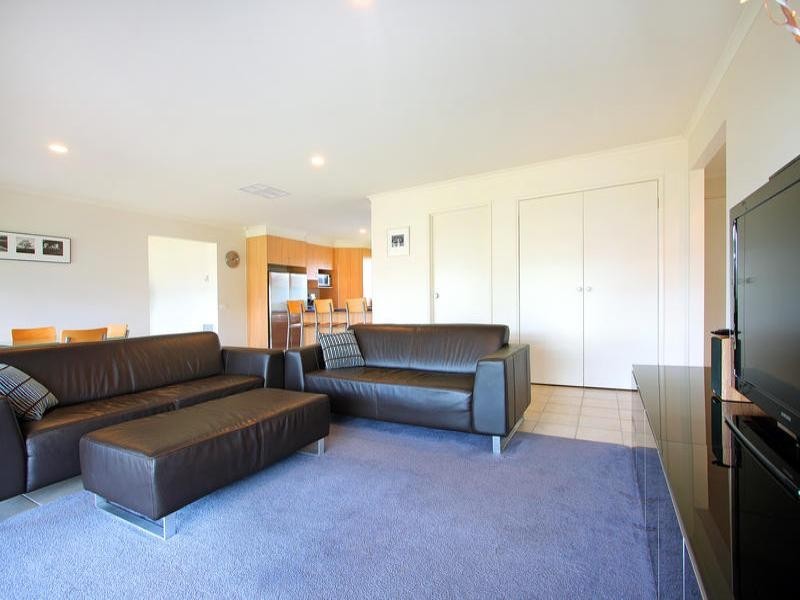 3 Hayley Avenue, Somerville VIC 3912