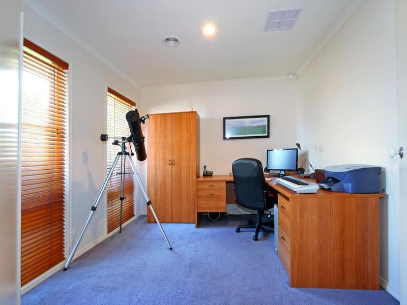 3 Hayley Avenue, Somerville VIC 3912