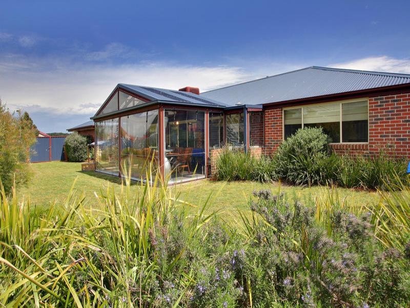 3 Hayley Avenue, Somerville VIC 3912