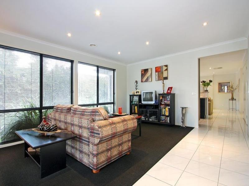 20 Samantha Drive, Mornington VIC 3931