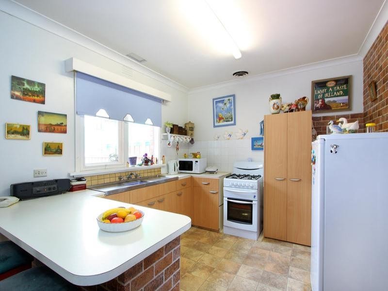 24 Adelaide Street, Mornington VIC 3931