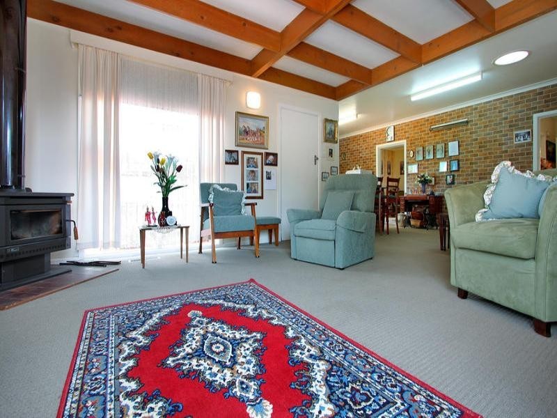 24 Adelaide Street, Mornington VIC 3931