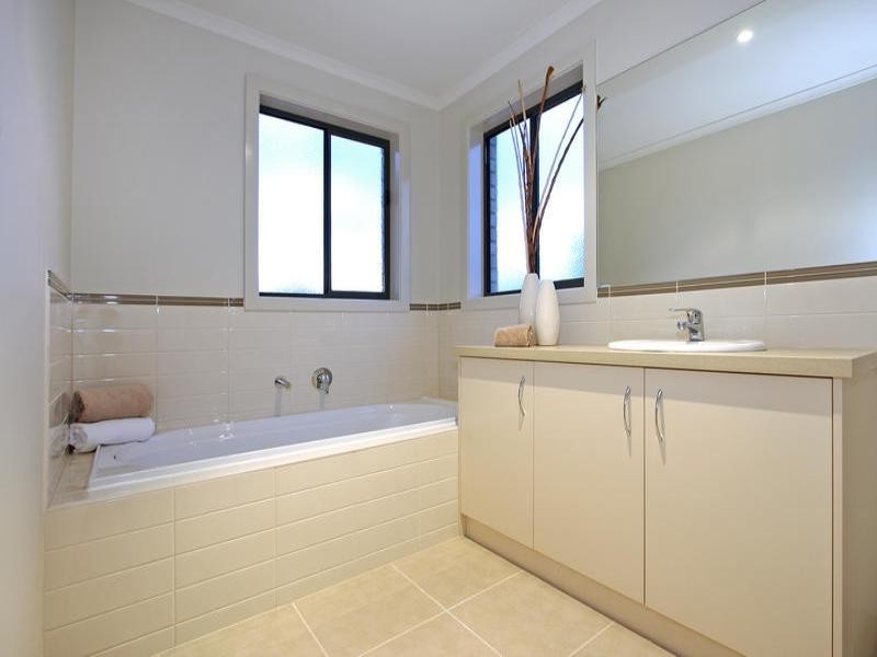 27b Separation Street, Mornington VIC 3931