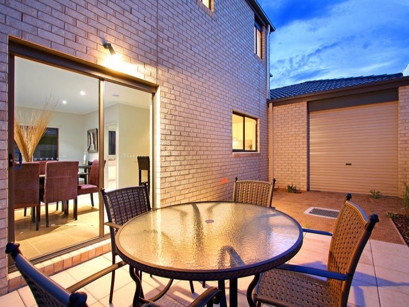 27b Separation Street, Mornington VIC 3931