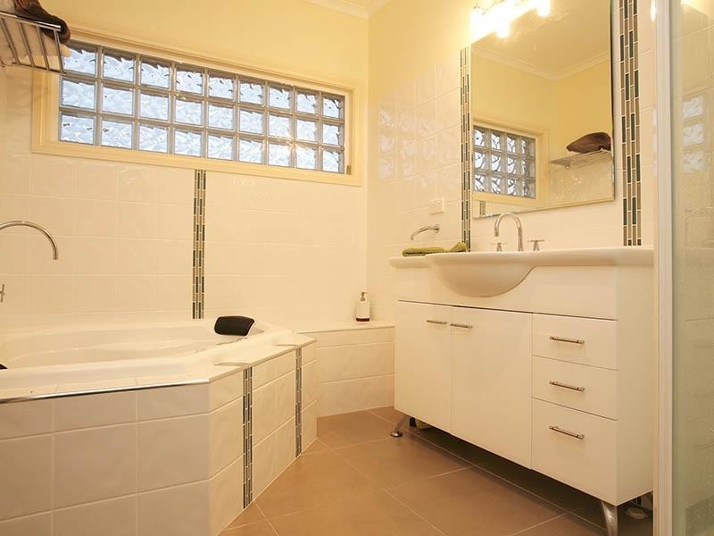 13 Dorset Road, Mount Martha VIC 3934