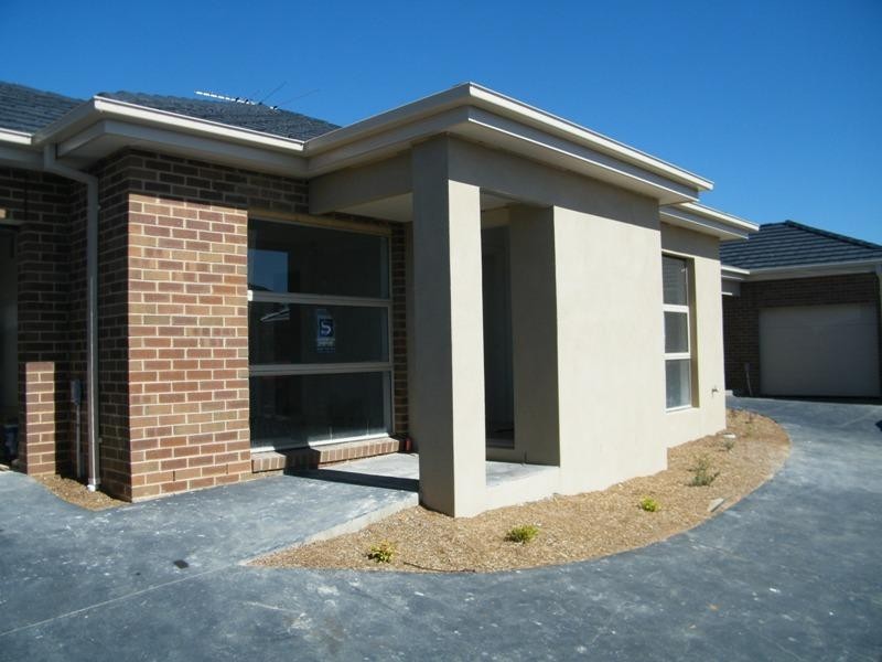 8/239 Dunns Road, Mornington VIC 3931