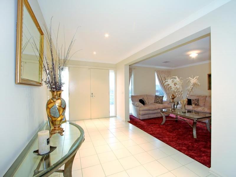 9 Reflections Way, Mornington VIC 3931