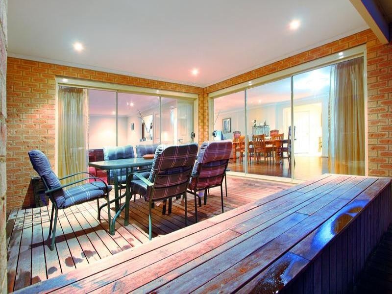 9 Reflections Way, Mornington VIC 3931