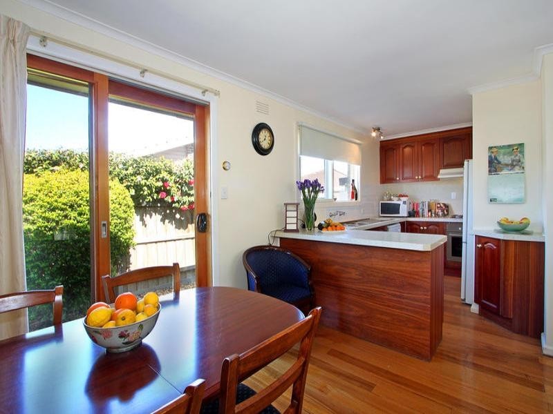 2/36-40 Tanti Avenue, Mornington VIC 3931