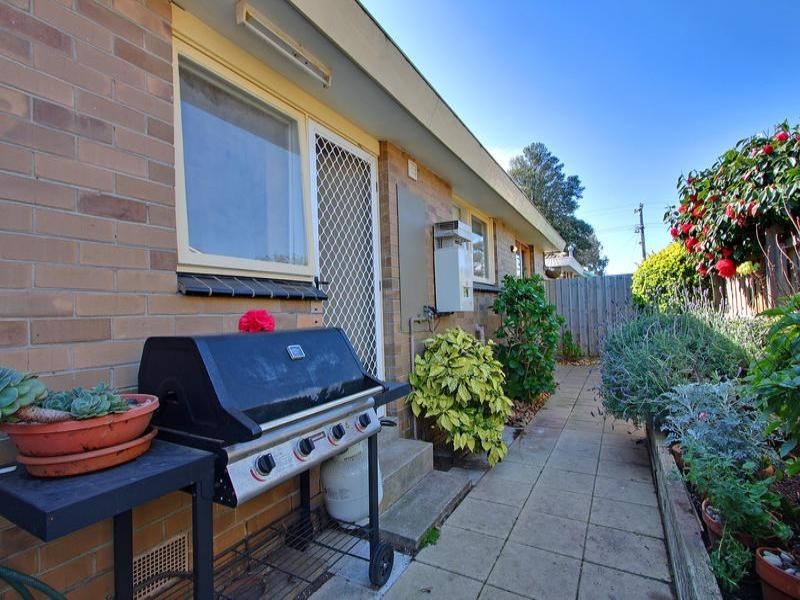 2/36-40 Tanti Avenue, Mornington VIC 3931