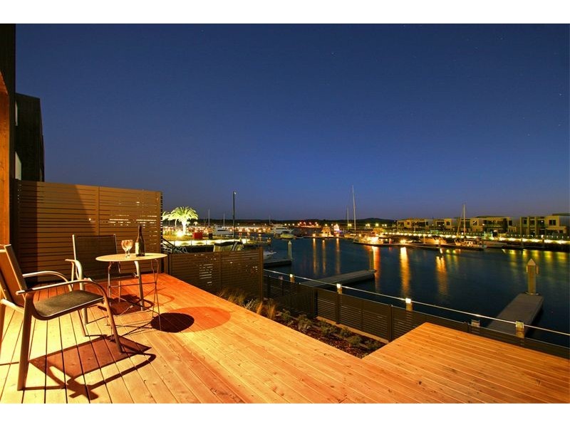 T04 Spinnaker Terrace, Safety Beach VIC 3936