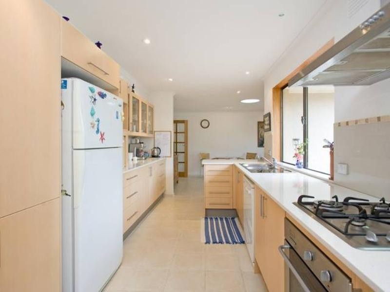 28 Green Island Avenue, Mount Martha VIC 3934