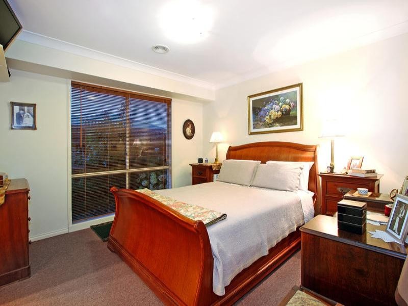 4 St Mitchell Circuit, Mornington VIC 3931