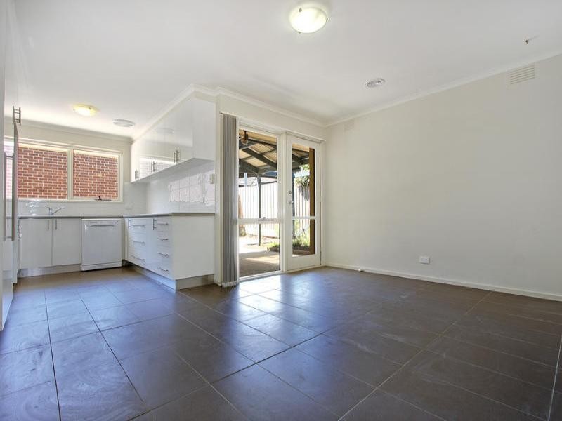 1/808 Nepean Highway, Mornington VIC 3931