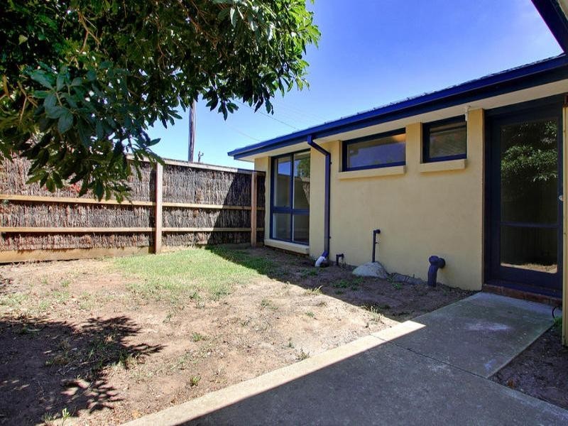 1/808 Nepean Highway, Mornington VIC 3931