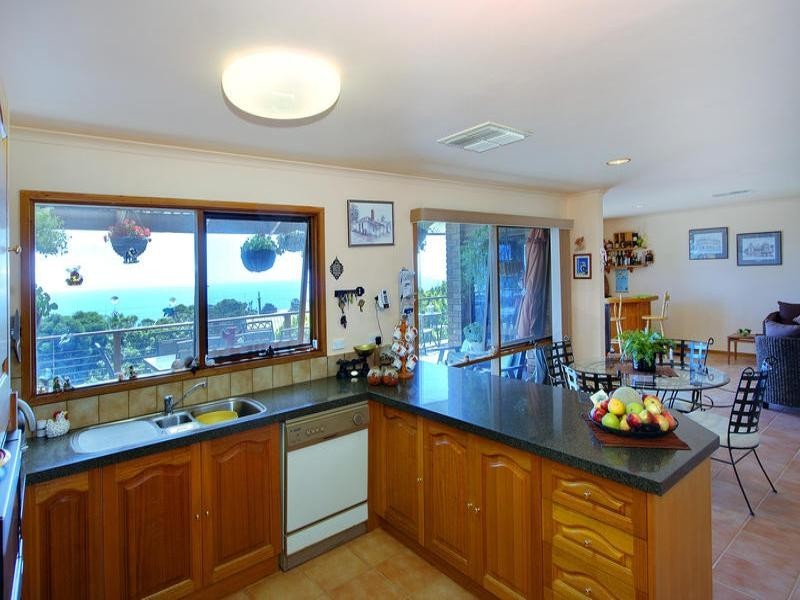 1 Alexander Parade, Mccrae VIC 3938