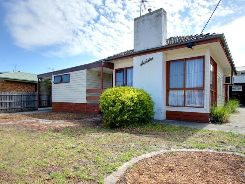 9 Williams Road, Mornington VIC 3931