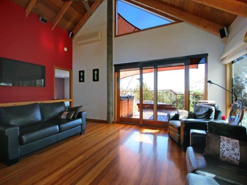 38 Panorama Drive, Mount Martha VIC 3934