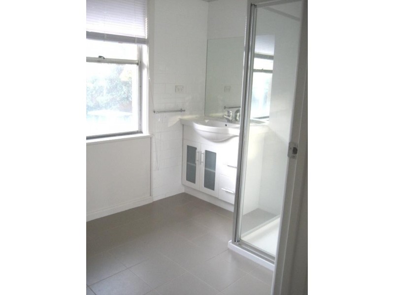 4 Karella Crescent, Mornington VIC 3931