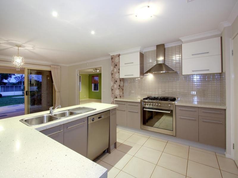 30 Ben Drive, Mornington VIC 3931