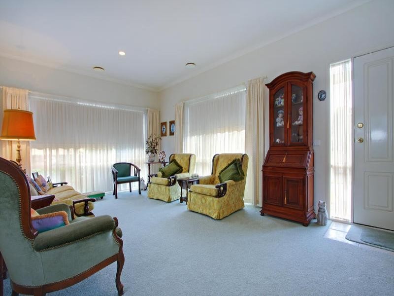 1/76 Nunns Road, Mornington VIC 3931