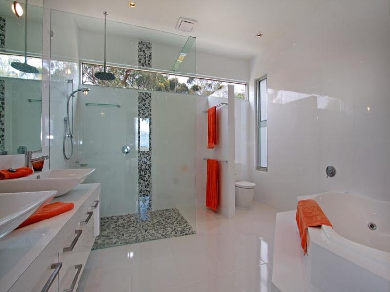 4 Brad Street, Mount Martha VIC 3934