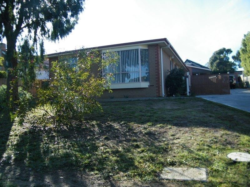 53 Carnoustie Grove, Mornington VIC 3931