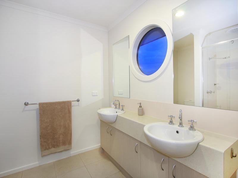 24 Windmill Parade, Mount Martha VIC 3934