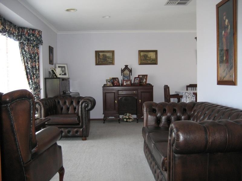 73 Wensleydale Drive, Mornington VIC 3931