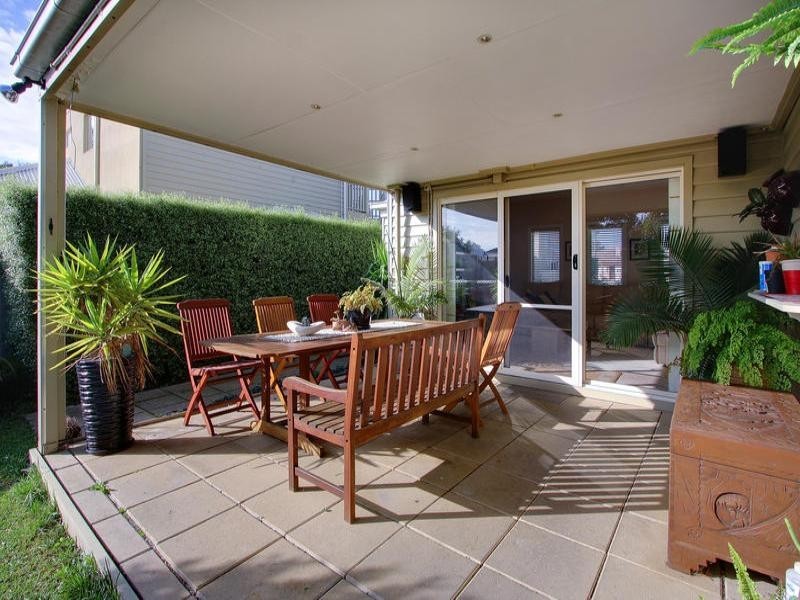 4/10 Surrey Street, Mornington VIC 3931