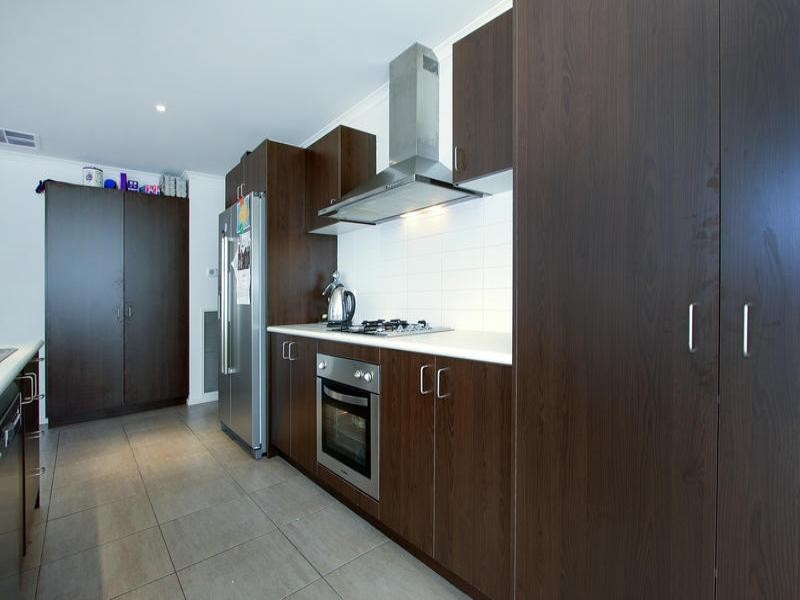 14 Dorothy Crescent, Mornington VIC 3931