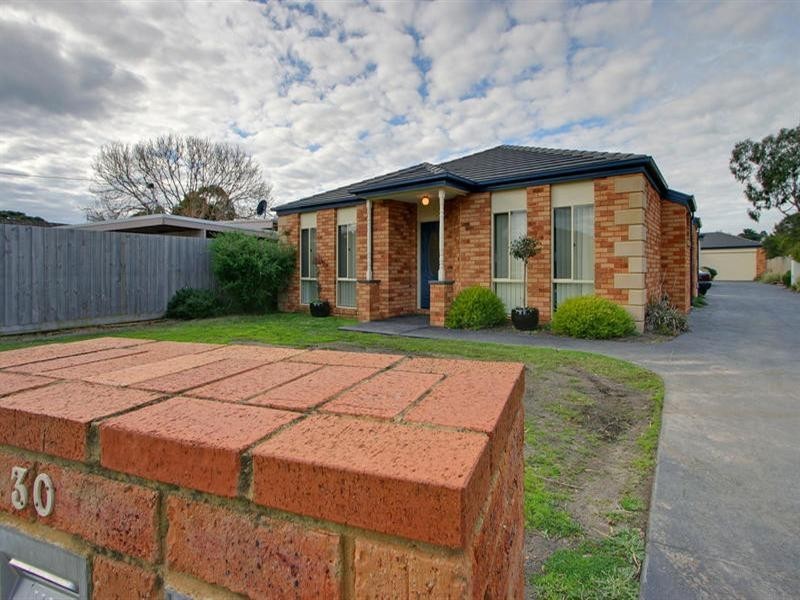1/30 Adelaide Street, Mornington VIC 3931
