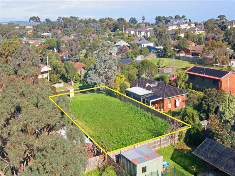 13 Sunningdale Avenue, Mornington VIC 3931