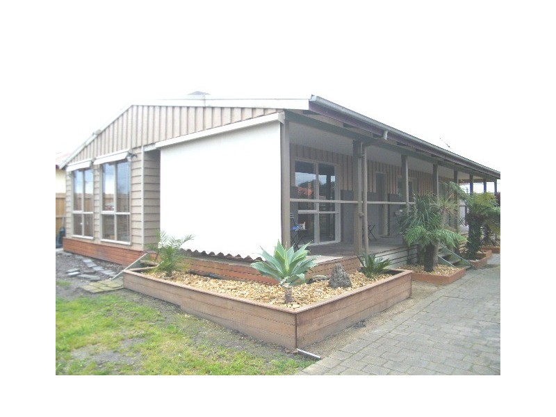 19 Benambra Street, Mornington VIC 3931