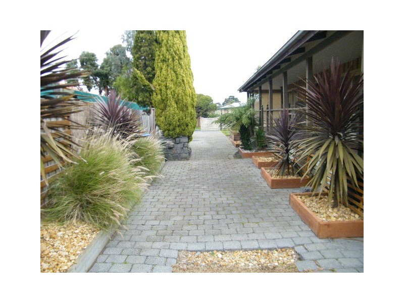 19 Benambra Street, Mornington VIC 3931