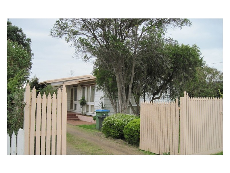 27 Ruth Road, Mornington VIC 3931