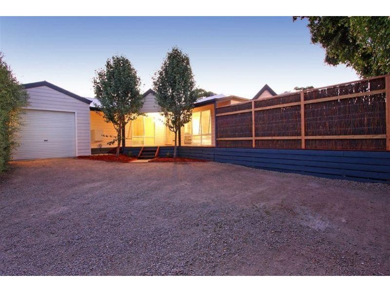 11A Brent Street, Mornington VIC 3931