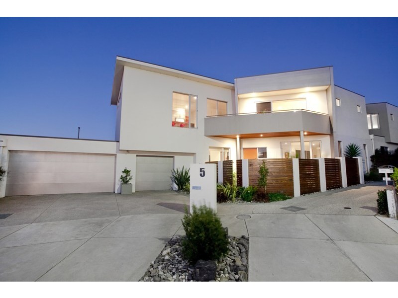 5 Rockcliff Court, Mornington VIC 3931