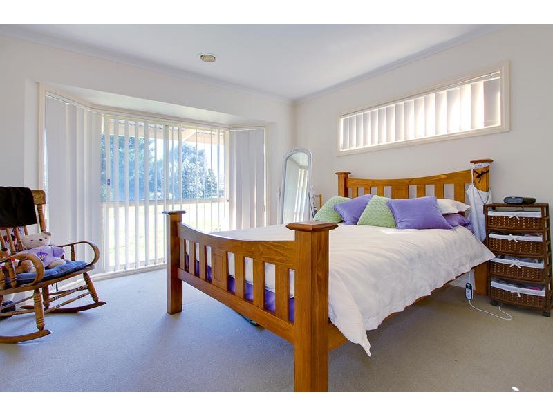 4 Piping Lane, Mount Martha VIC 3934