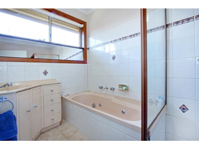 1/65 Herbert Street, Mornington VIC 3931