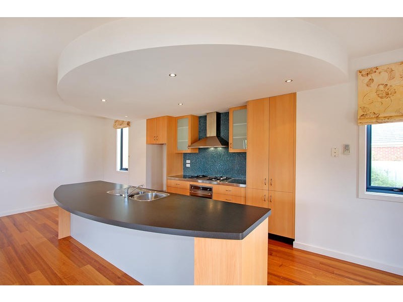 18 Morning Mist, Mornington VIC 3931