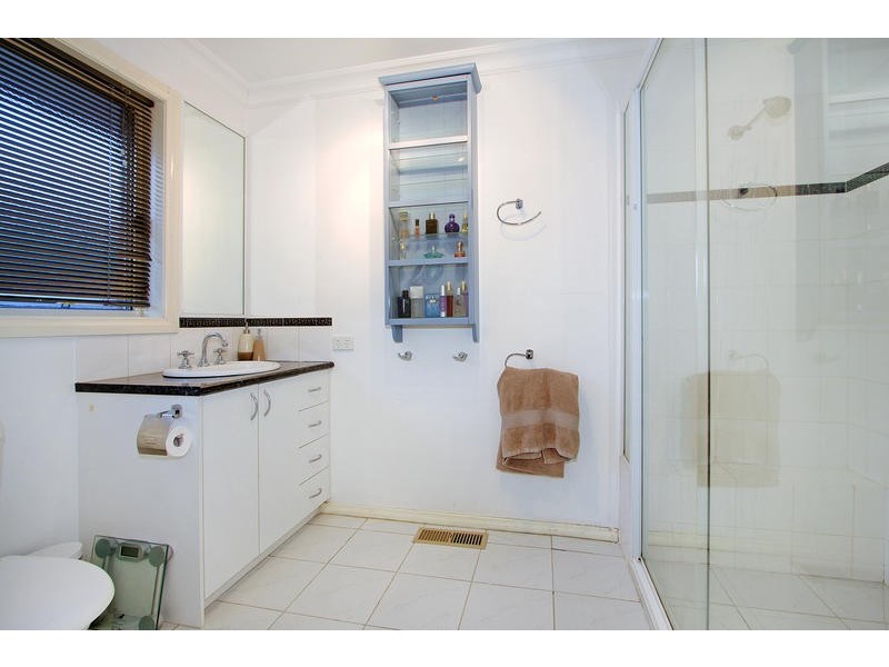 18 Eskdale Court, Mornington VIC 3931